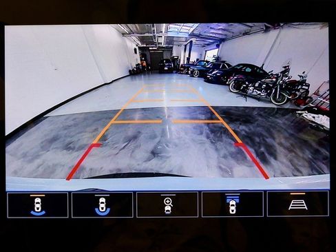 Used 2021 Chevrolet Corvette Stingray Preferred Cpe w/ Z51 Performance Package image 35