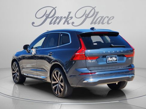 Used 2023 Volvo XC60 B5 Ultimate w/ Protection Package Premier AWD/4WD image 3
