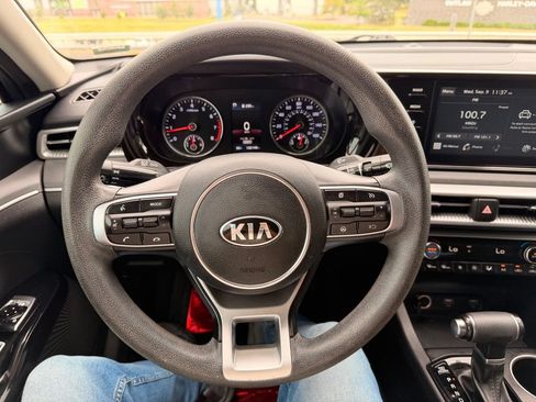 Used 2021 Kia K5 LXS FWD image 16
