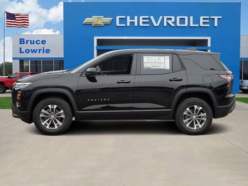 New 2026 Chevrolet Equinox LT image 2