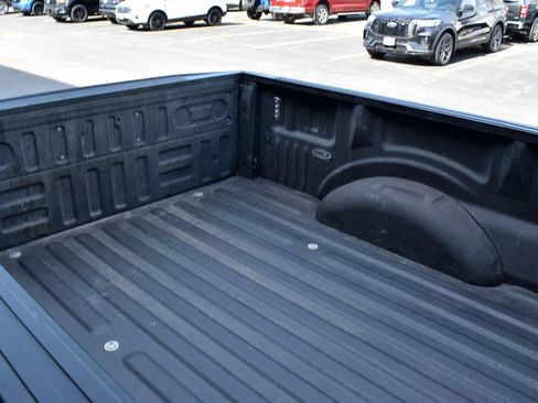 Used 2019 Ford F150 XLT w/ Equipment Group 302A Luxury AWD/4WD image 29