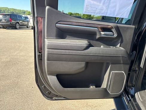 Used 2023 GMC Sierra 1500 Elevation AWD/4WD image 18