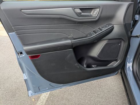 New 2026 Ford Escape Active image 9