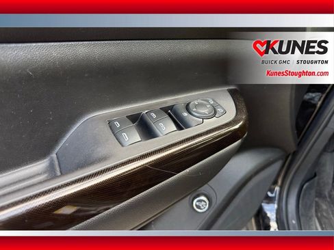 Used 2020 GMC Acadia AT4 w/ Driver Alert Package II image 21