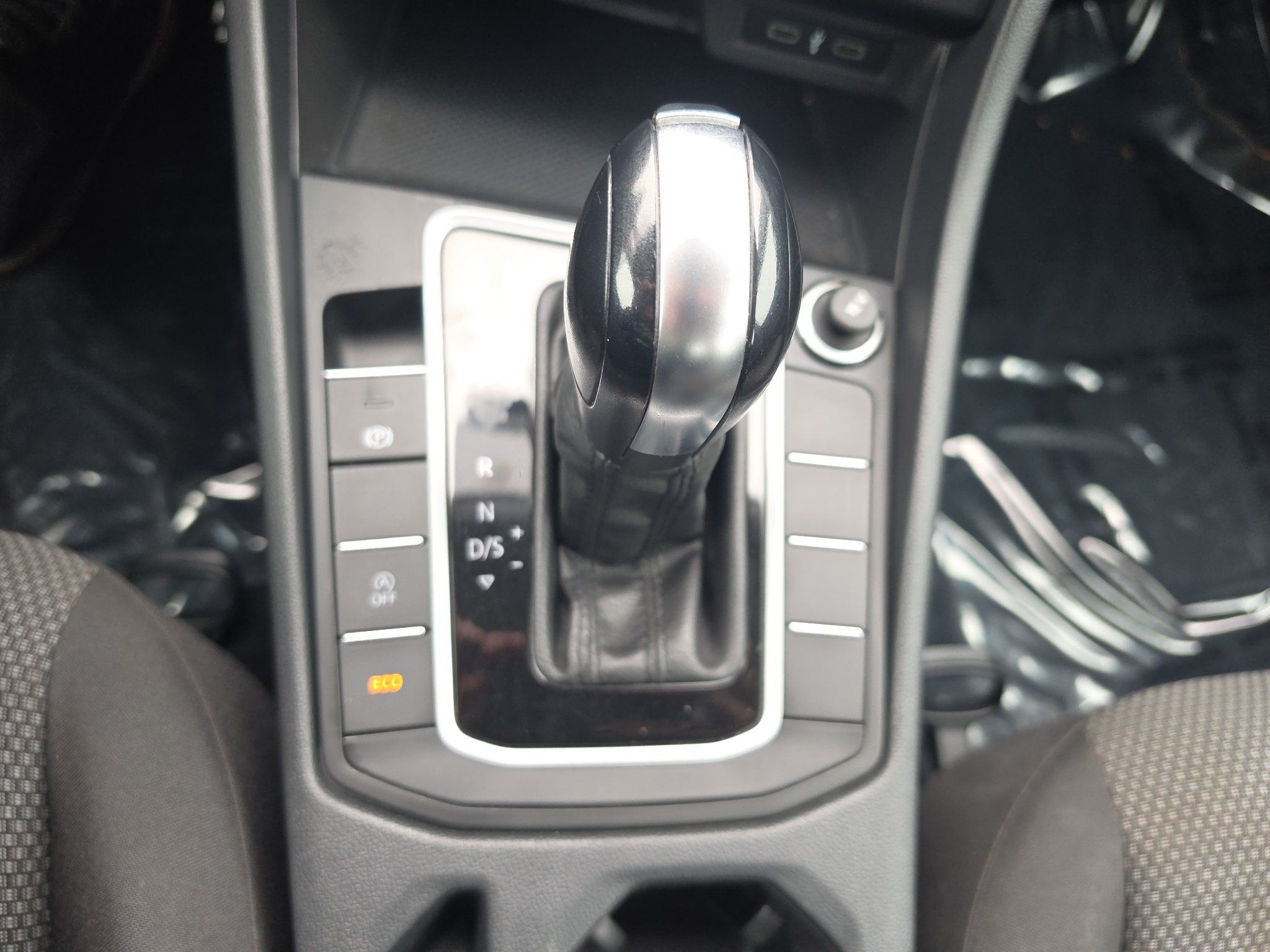 Used 2021 Volkswagen Jetta S w/ Driver Assistance Package FWD image 29