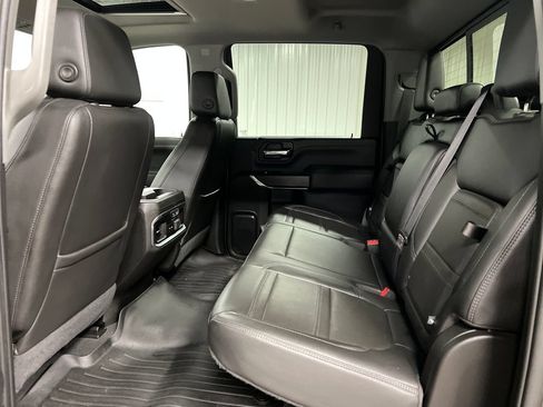 Certified 2022 GMC Sierra 2500 Denali w/ Denali Ultimate Package AWD/4WD image 14