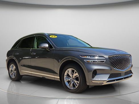 Used 2022 Genesis GV70 2.5T AWD/4WD image 9