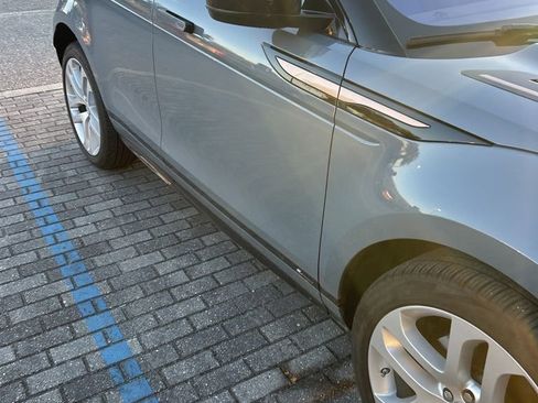 Used 2020 Land Rover Range Rover Evoque First Edition image 6