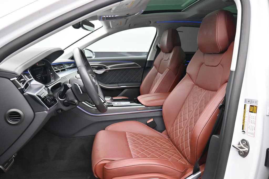 Used 2023 Audi S8 w/ S8 Executive Package AWD/4WD image 10