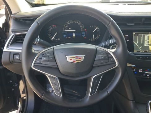 Used 2019 Cadillac XT5 Premium Luxury w/ Driver Assist Package AWD/4WD image 22