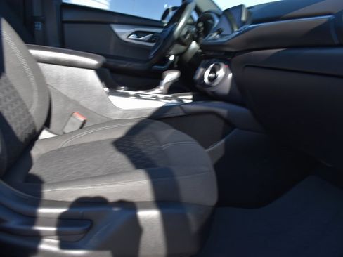 Used 2021 Chevrolet Blazer LT w/ LPO, Black Accent Package image 8