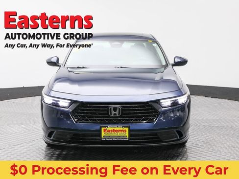 Used 2024 Honda Accord EX image 2
