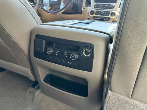Used 2018 GMC Yukon SLT w/ Open Road Package AWD/4WD image 7
