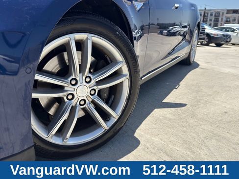 Used 2016 Tesla Model S 70 RWD image 4