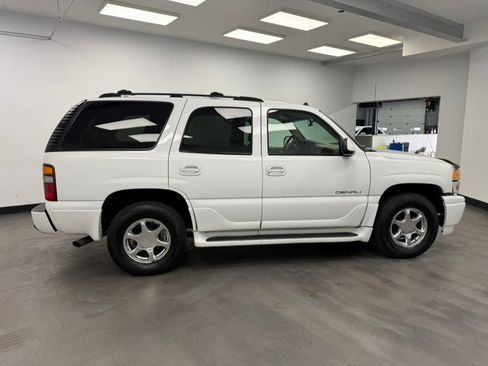 Used 2003 GMC Yukon Denali AWD/4WD image 9