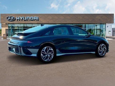 New 2025 Hyundai Ioniq 6 Limited image 9
