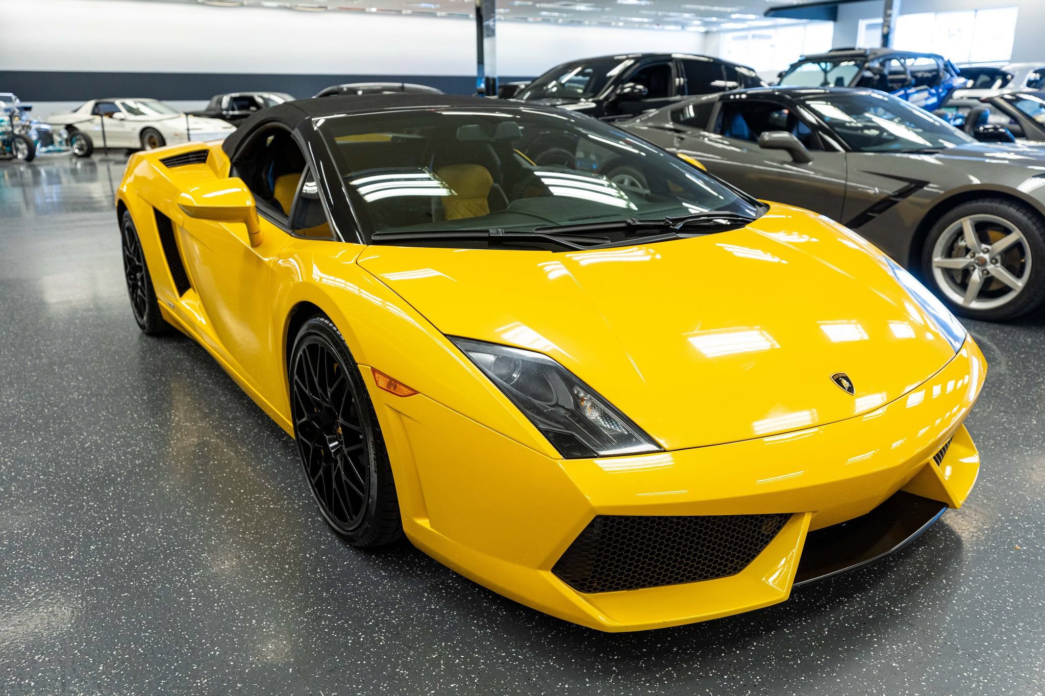 Used 2012 Lamborghini Gallardo LP 560-4 AWD/4WD image 3