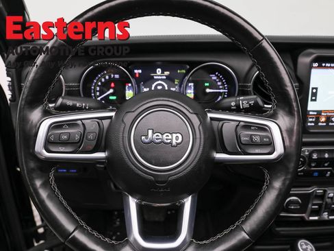 Used 2021 Jeep Wrangler Unlimited Sahara w/ Cold Weather Group AWD/4WD image 10
