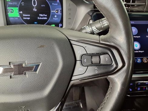 Used 2022 Chevrolet Bolt LT w/ Infotainment Package image 26