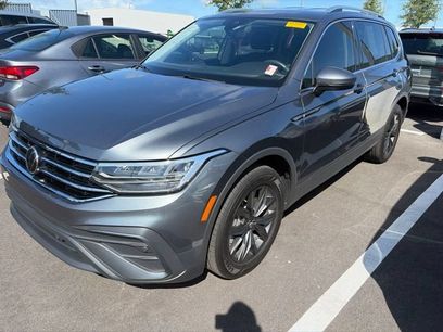 Used 2024 Volkswagen Tiguan SE