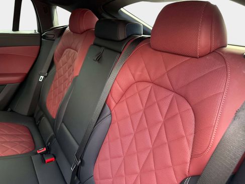 Used 2024 BMW X6 xDrive40i image 35