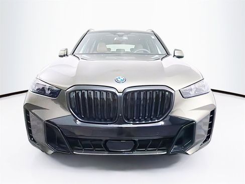 New 2026 BMW X5 xDrive50e w/ M Sport Package image 2