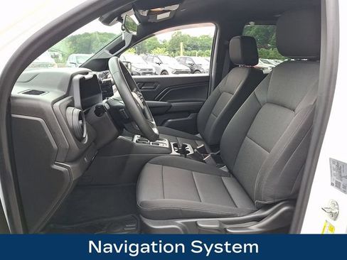 Used 2024 Chevrolet Colorado W/T RWD image 2