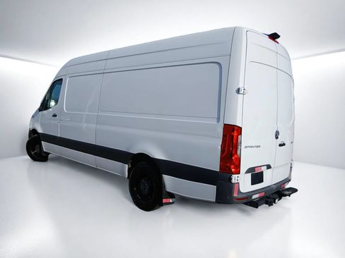 Used 2023 Mercedes-Benz Sprinter 2500 w/ Parking Package image 3