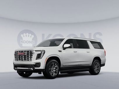 New 2026 GMC Yukon XL Denali w/ Sun & Power Step Package
