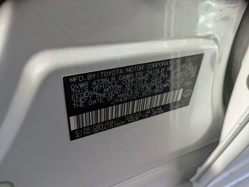 Used 2018 Lexus IS 300 AWD w/ Comfort Package image 26