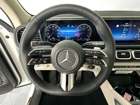 New 2026 Mercedes-Benz GLS 450 4MATIC image 11