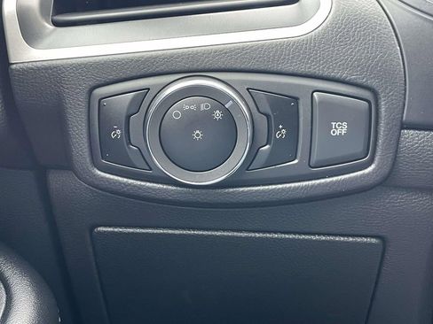 Used 2024 Ford Edge SEL image 26