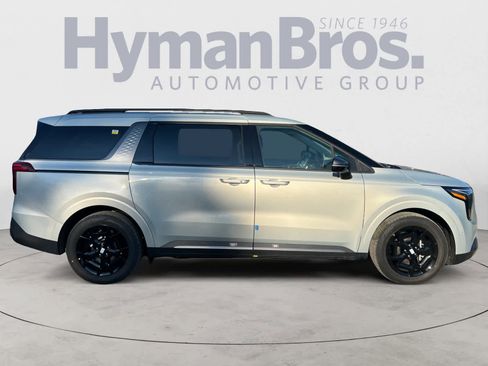 New 2026 Kia Carnival SX Prestige image 2