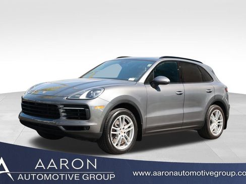 Used 2023 Porsche Cayenne Platinum Edition image 1