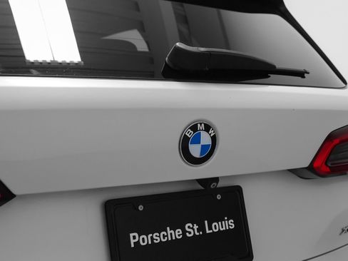 Used 2019 BMW X5 xDrive40i w/ Premium Package 2 AWD/4WD image 18