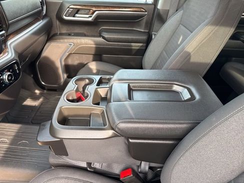 Used 2024 GMC Sierra 1500 Elevation w/ LPO, Elevation Black Package image 16