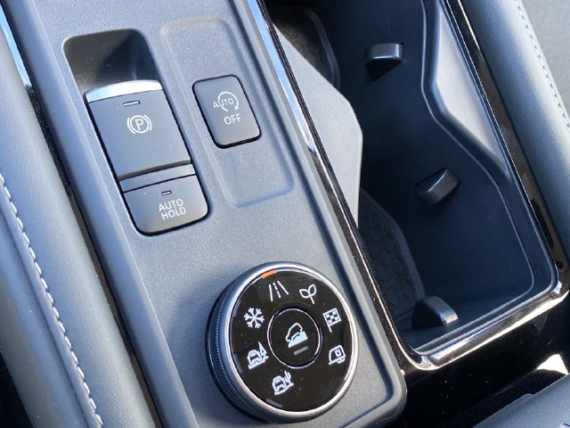 New 2026 Nissan Pathfinder SV AWD/4WD image 17