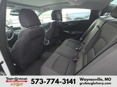 Used 2023 Chevrolet Malibu LT FWD image 13