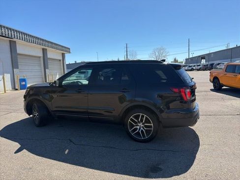 Used 2016 Ford Explorer Sport w/ Equipment Group 401A AWD/4WD image 2