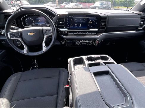 Used 2025 Chevrolet Silverado 2500 LT w/ Convenience Package image 15