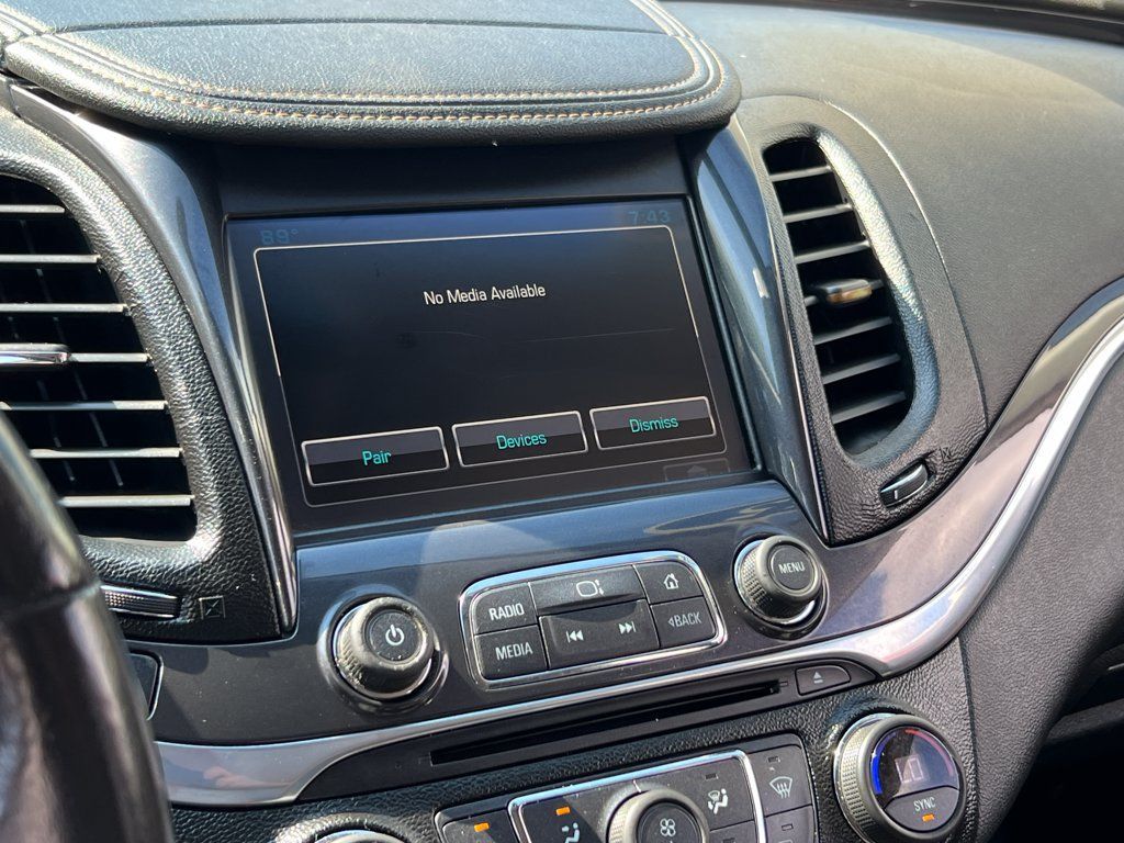 Used 2015 Chevrolet Impala LT w/ Convenience Package FWD image 30