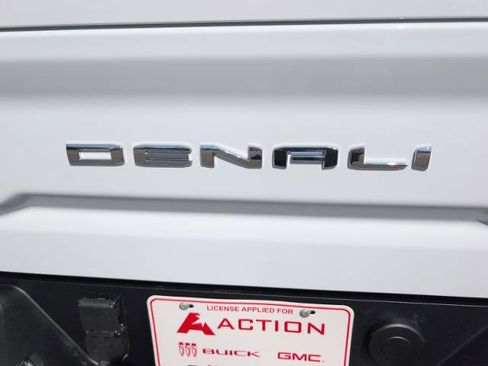 New 2026 GMC Sierra 2500 Denali w/ Denali Reserve Package image 6
