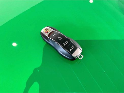 Used 2023 Porsche 718 Boxster S w/ Sport Chrono Package image 28