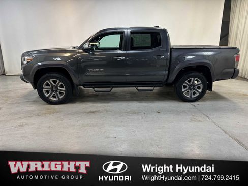Used 2018 Toyota Tacoma Limited image 7