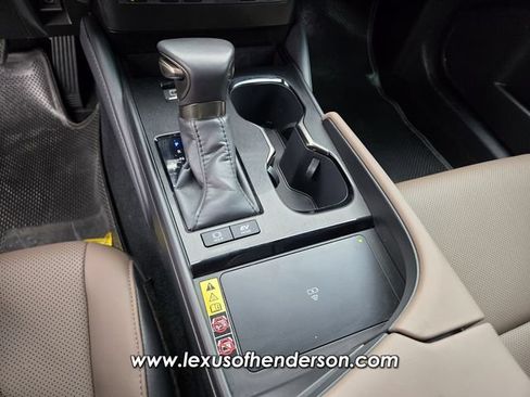 Certified 2025 Lexus ES 300h w/ Premium Package FWD image 31