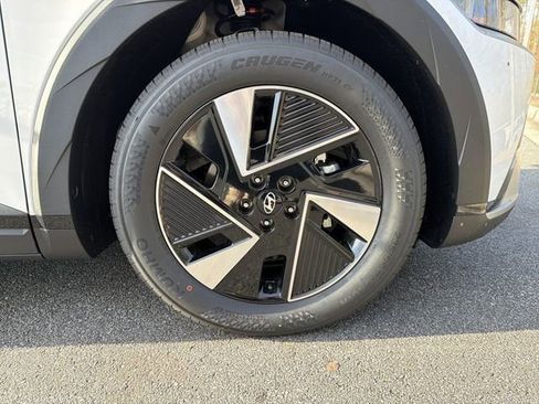 New 2026 Hyundai Ioniq 5 SEL image 12