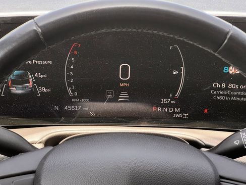 Used 2024 Cadillac XT4 Premium Luxury AWD/4WD image 14