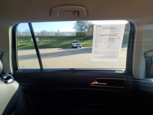 Used 2019 Volkswagen Atlas SE image 16