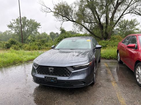 Used 2024 Honda Accord EX-L image 7