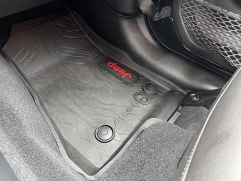 Used 2023 Jeep Gladiator Mojave w/ LED Lighting Group image 19